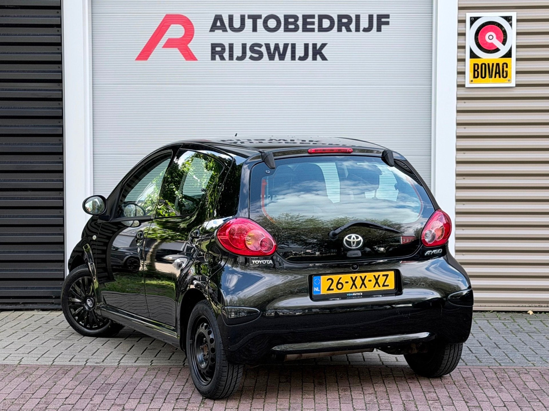 Toyota Aygo 1.0-12V + AppleCarPlay, Auto's, Voorwielaandrijving, Gebruikt, 4 stoelen, Origineel Nederlands
