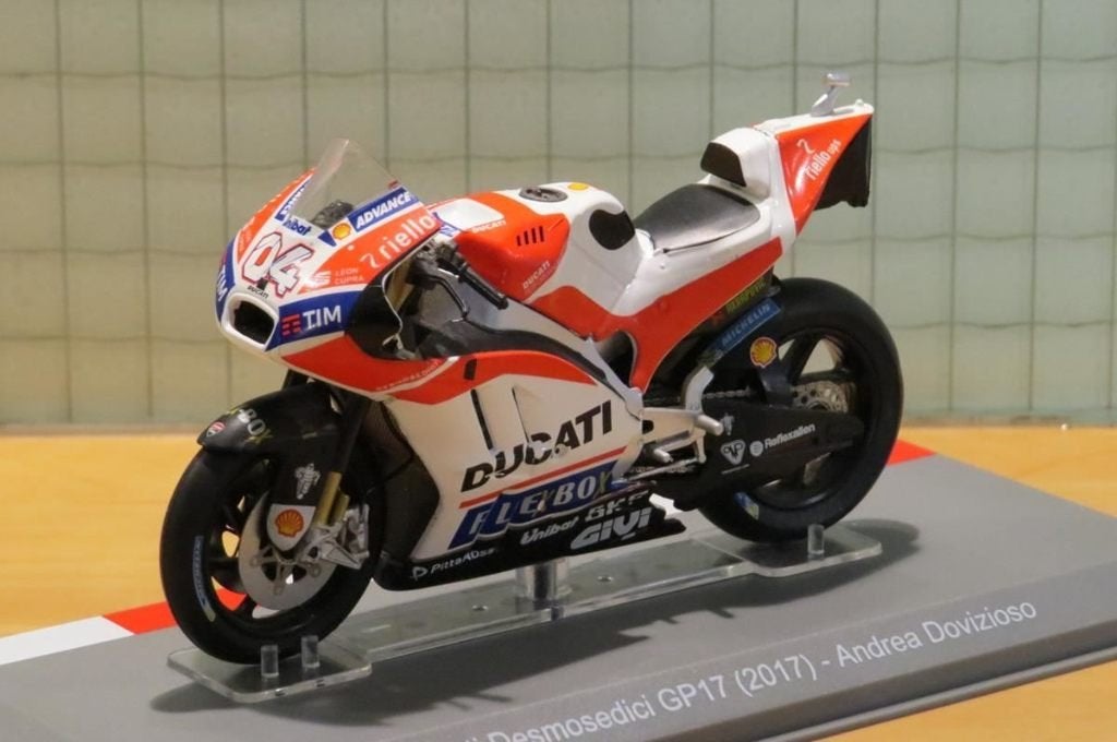 Andrea Dovizioso Ducati Desmosedici 2017 1:18, Serviceclientele@altaya.be, Nieuw, Ophalen of Verzenden, Motor