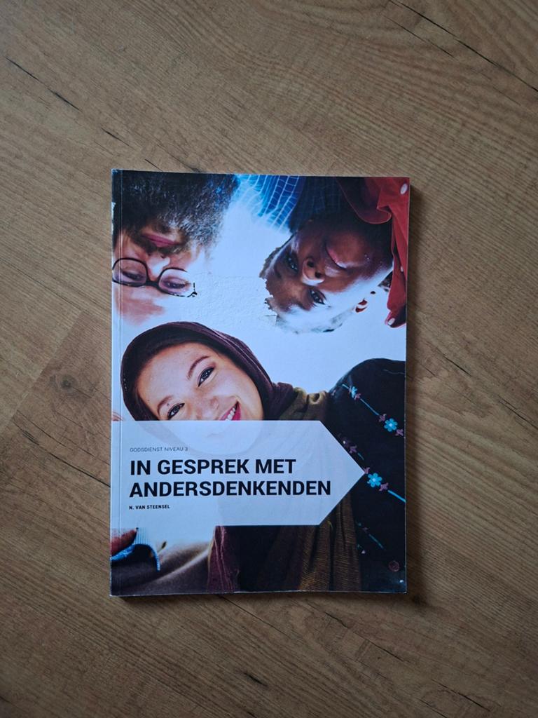In Gesprek Met Andersdenkenden - N. van Steensel, Ophalen of Verzenden, Zo goed als nieuw, N. van Steensel, Overige religies
