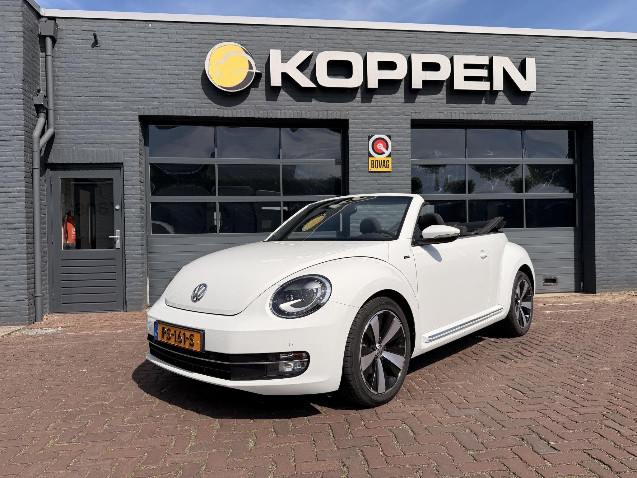 Volkswagen Beetle Cabriolet 1.2 TSI Allstar BlueMotion Autom, Auto's, 12 maanden, Stof, 4 cilinders, 4 stoelen