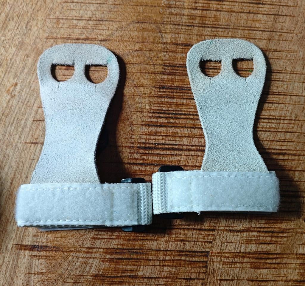 Turnleertjes voor kinderen - Grips Etc. - Prima staat, Kindermaat 122 t/m 140, Ophalen of Verzenden, Zo goed als nieuw, Materiaal