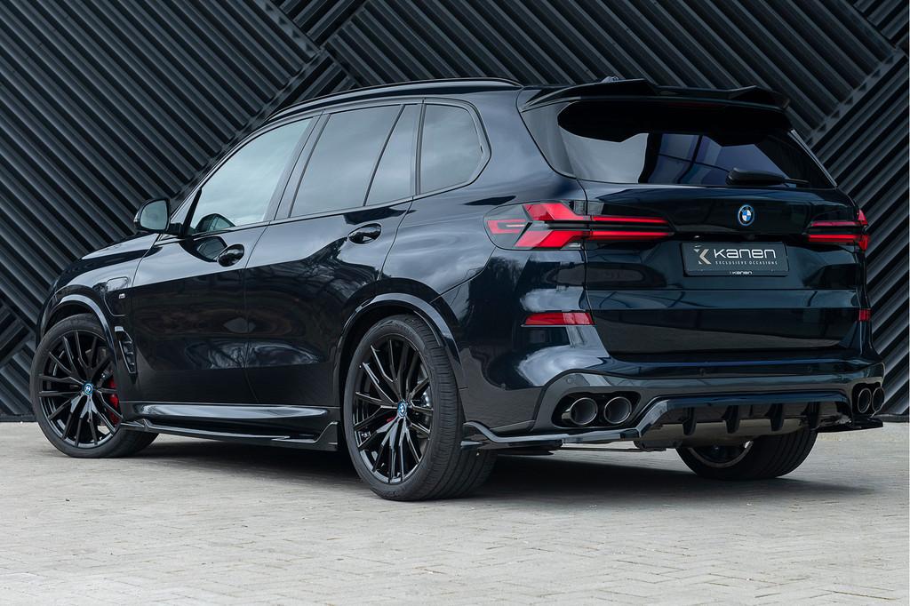 BMW X5 xDrive50e LCI M-sport Pro ACC Pano M Seats Achterasbe, Gebruikt, 2395 kg, Zwart, Bedrijf