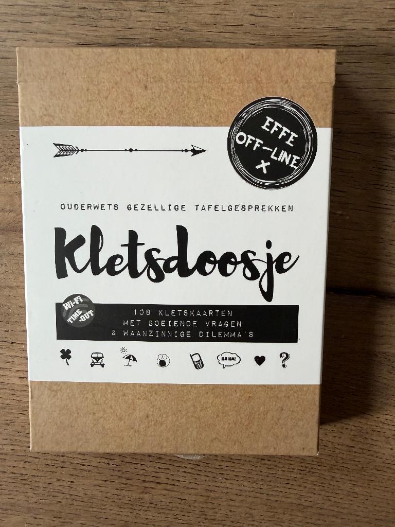Kletsdoosje - Voor ouderwets gezellige tafelgesprekken, Ophalen of Verzenden, Nieuw