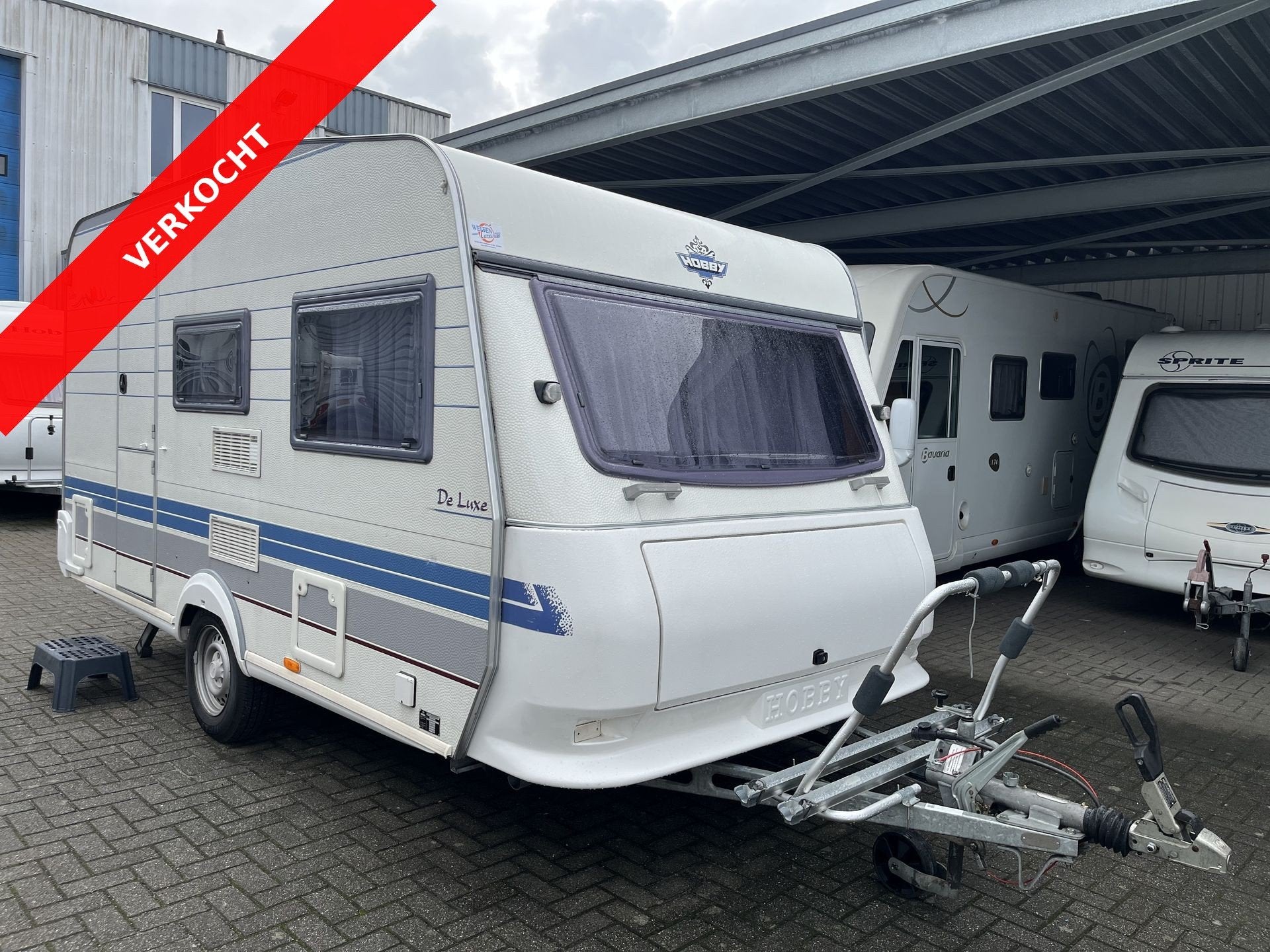 Hobby 400 SB de luxe VERKOCHT (bj 1997), Caravans en Kamperen, Schokbreker, Hobby, Bedrijf, 750 - 1000 kg