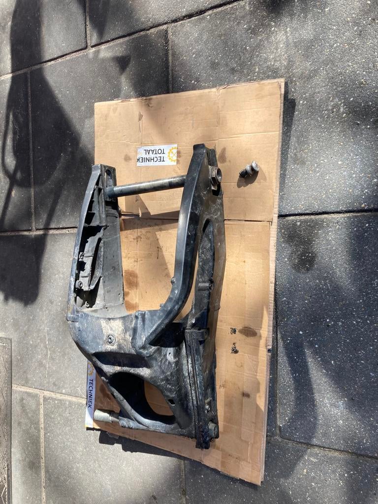 Gsx-r 600 K7 achterbrug, Ophalen, Gebruikt