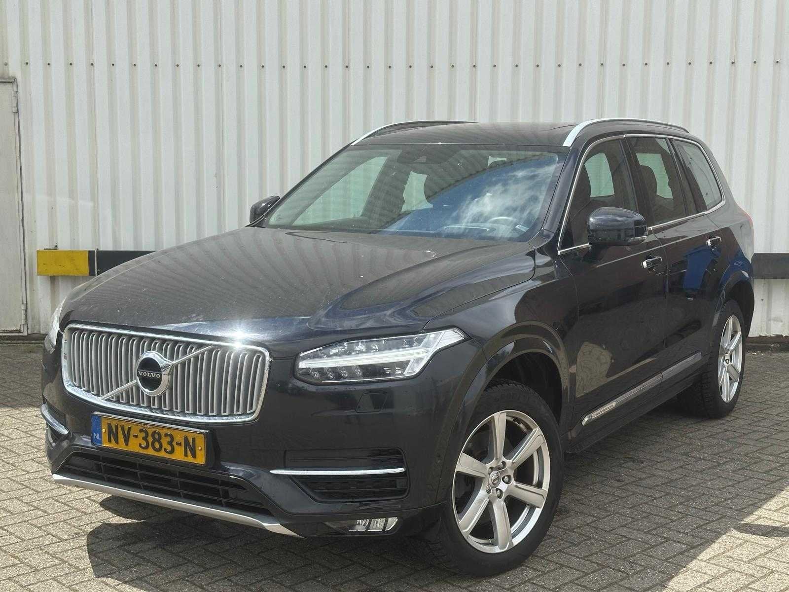 Volvo XC90 2.0 T5 AWD Inscript. * NV-383-N, Auto's, Volvo, Gebruikt, Euro 6, 4 cilinders, 1969 cc