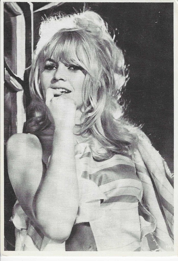 Filmsterren ansichtkaart Brigitte Bardot 1965, Verzenden, 1960 tot 1980, Ongelopen, Sterren en Beroemdheden