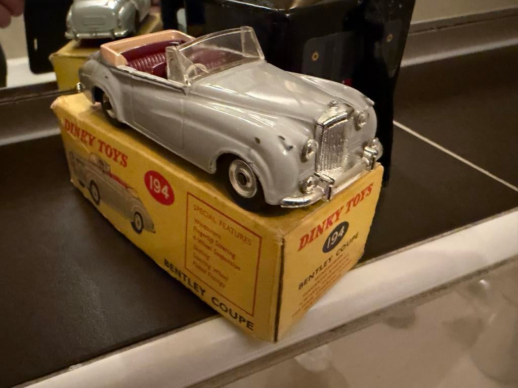 Dinky Toys Engeland Bentley Coupé - Zeer Mooie Staat met Doo, Hobby en Vrije tijd, Modelauto's | 1:43, Auto, Dinky Toys, Ophalen of Verzenden