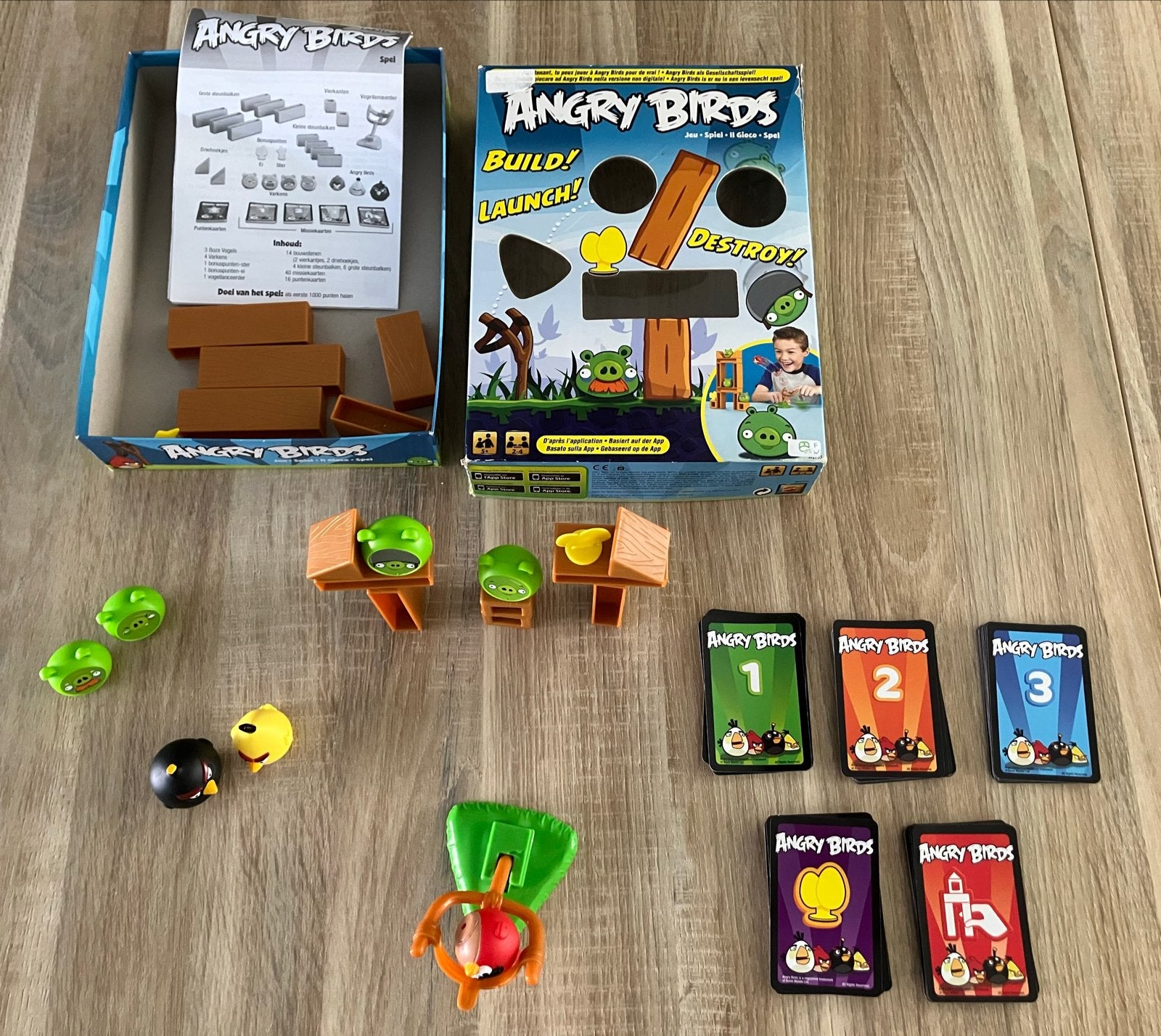 Angry Birds Bordspel - Bouw, Lanceer, Vernietig!, Hobby en Vrije tijd, Gezelschapsspellen | Bordspellen, Een of twee spelers, Ophalen of Verzenden
