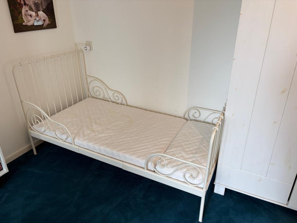 Ikea bedje, uitschuifbaar tot 190 cm, Ophalen, Gebruikt, 70 tot 85 cm, Lattenbodem