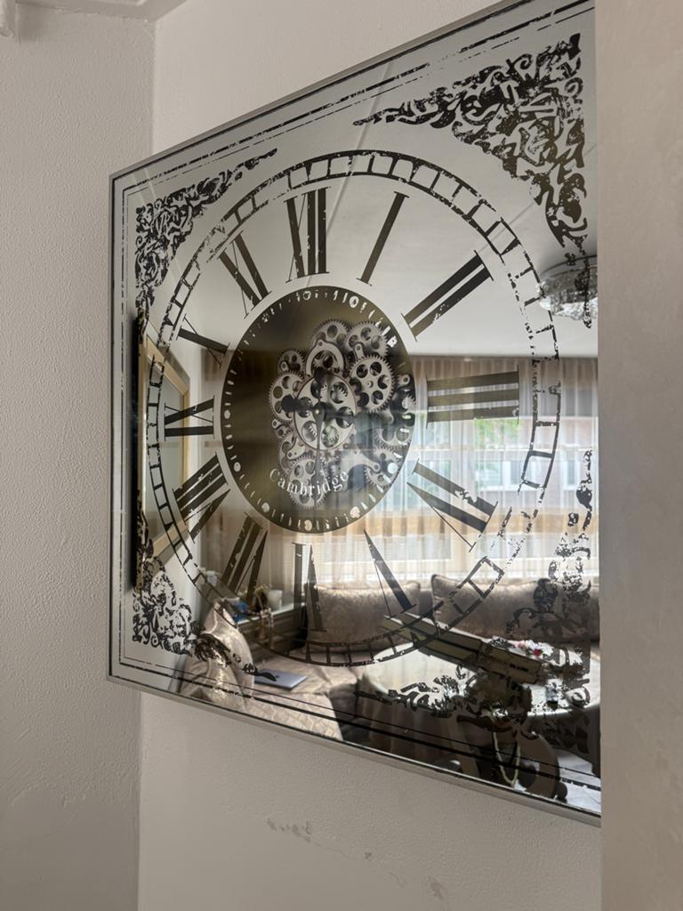 Klok, Ophalen of Verzenden, Zo goed als nieuw, Wandklok