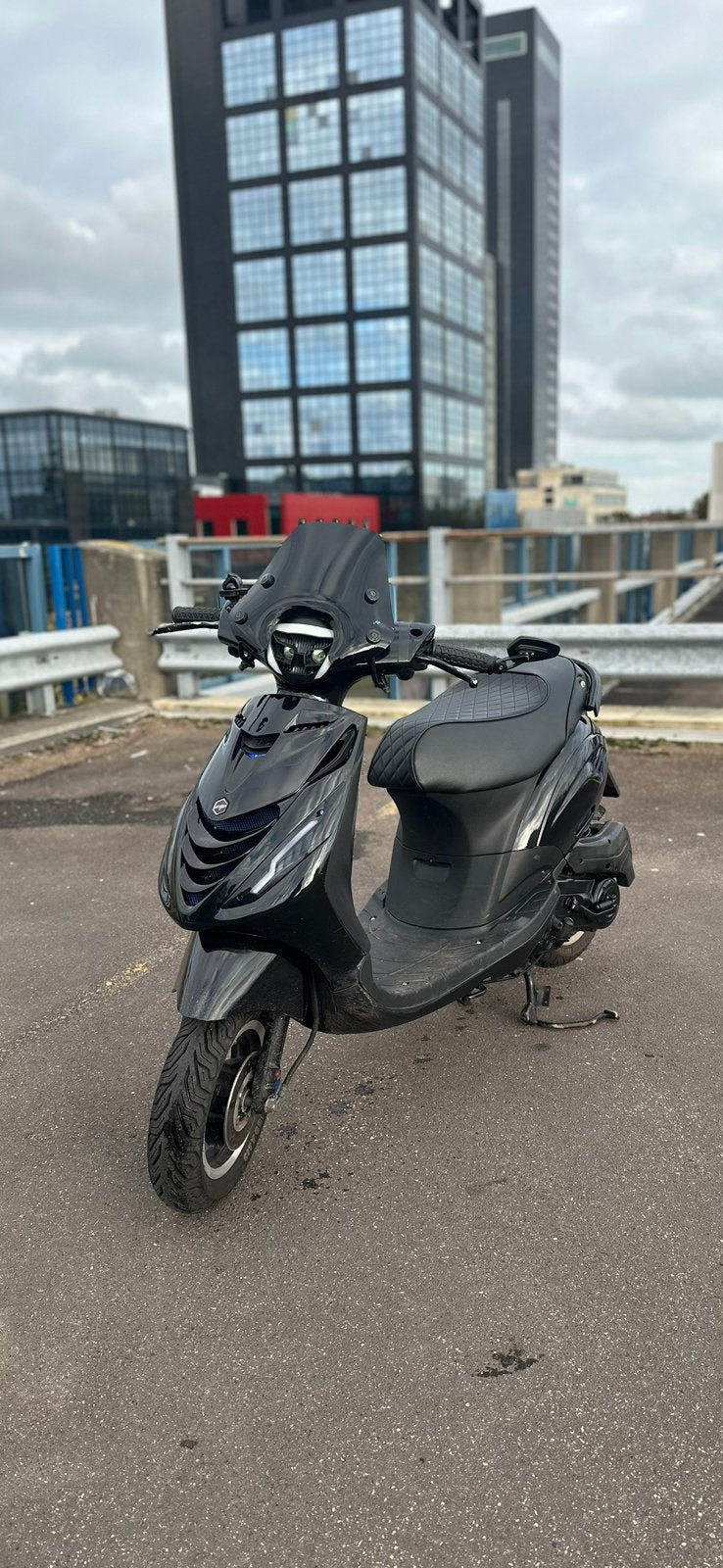 Piaggio Zip 4t 80cc (kijk beschrijving), Ophalen, Maximaal 45 km/u, Zip, Zo goed als nieuw