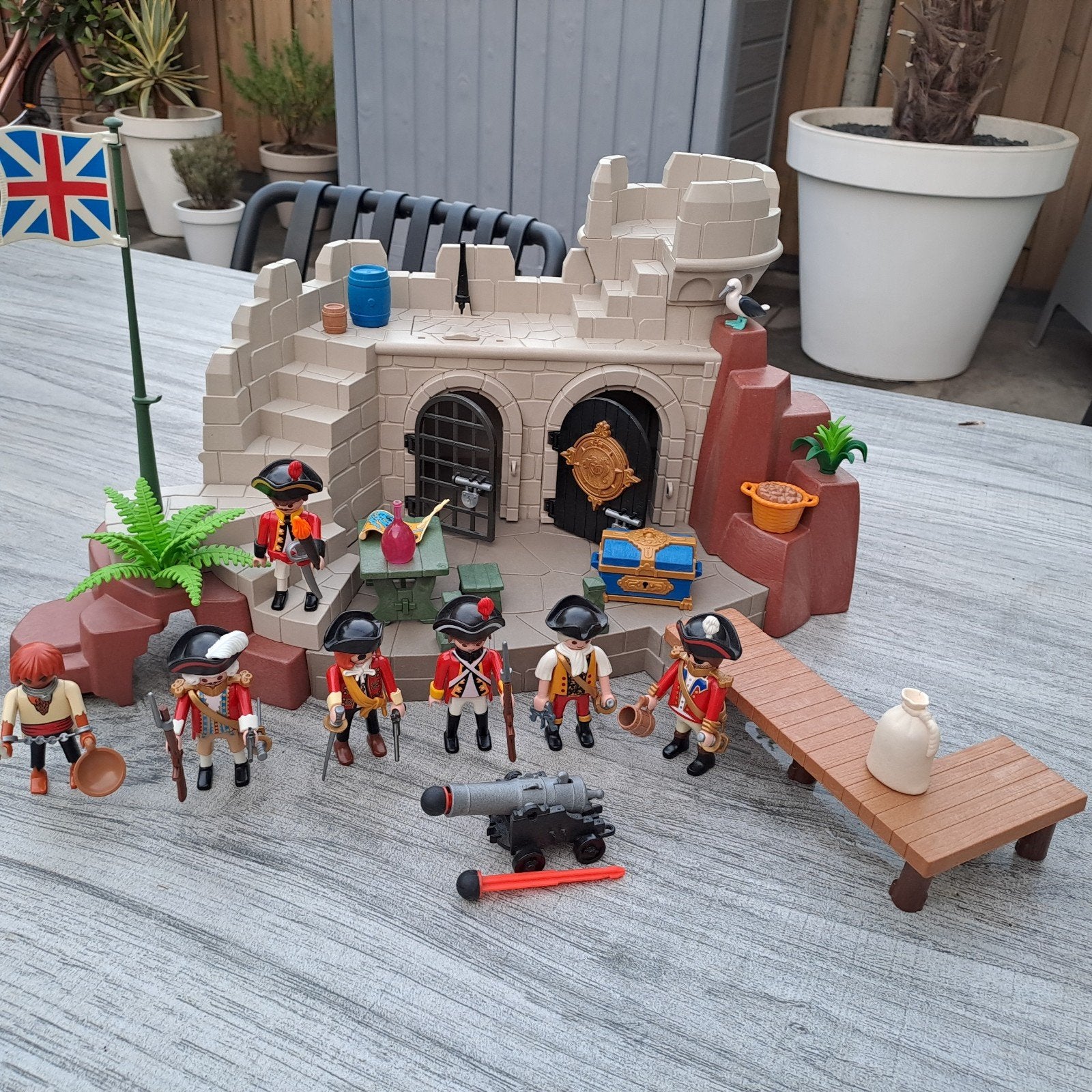 Brits gevangen eiland 5139 kompleet met extra's!, Ophalen of Verzenden, Zo goed als nieuw