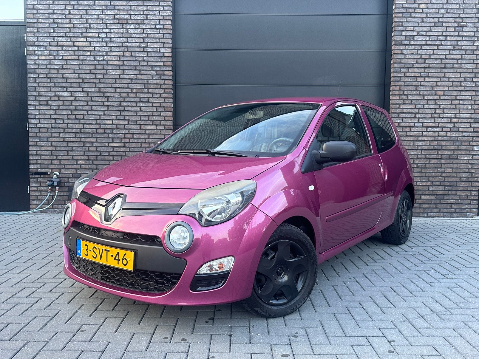 Renault Twingo 75PK | Airco/Cruise/PDC/4Seasonbanden/ LED |, Voorwielaandrijving, Euro 5, 74 pk, 894 kg
