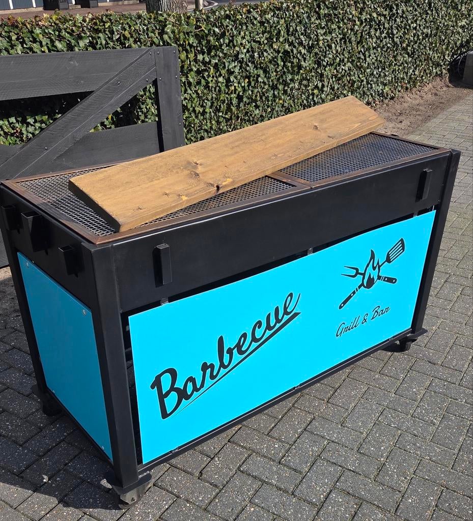 Gasbarbecue met lavastenen, Ophalen, Gebruikt