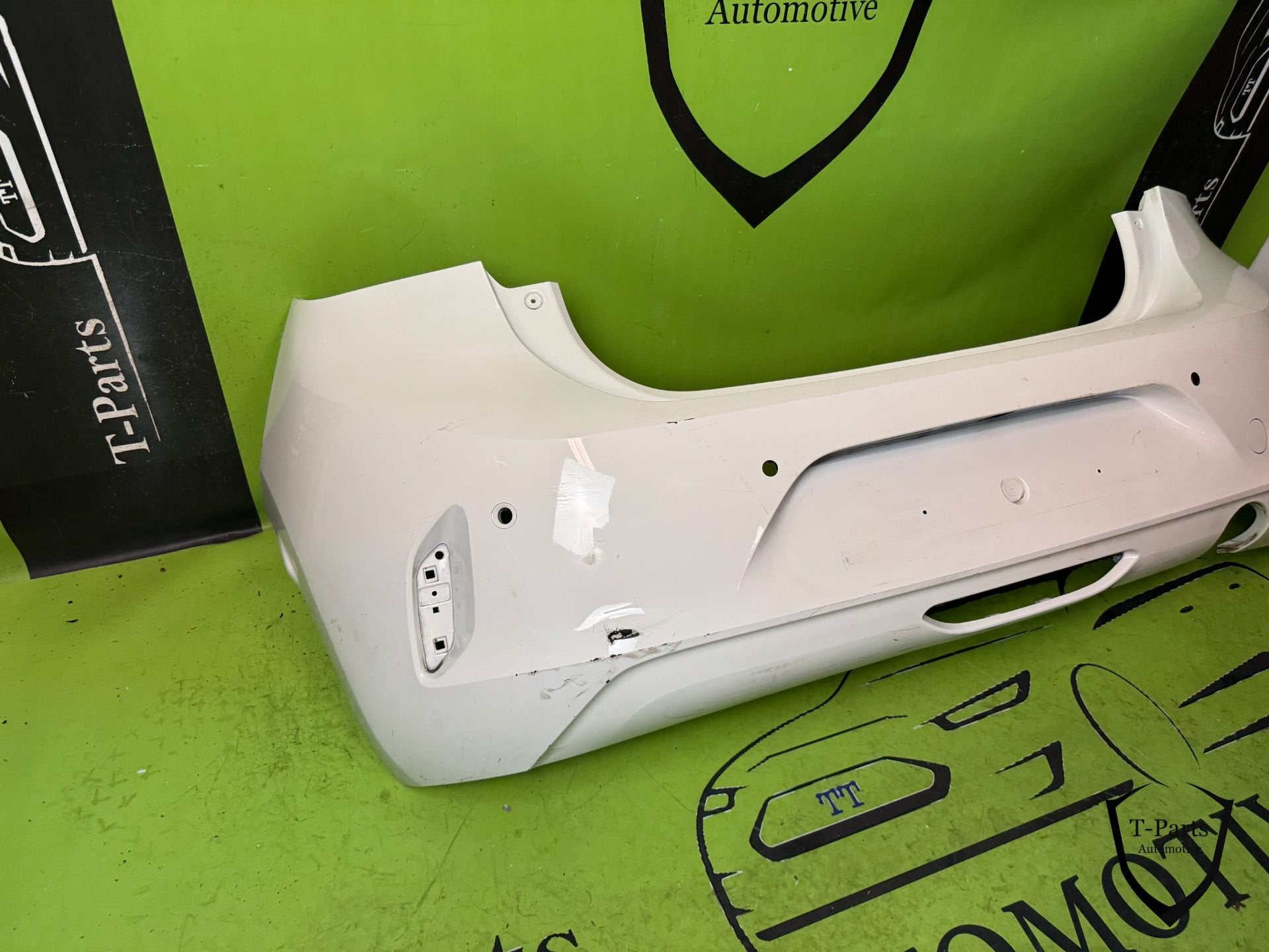 opel corsa F achterbumper Bumper 4x pdc, Auto-onderdelen, Gebruikt, Opel Automobile GmbH, Ophalen of Verzenden, Kontakt@opel-infoservice.de
