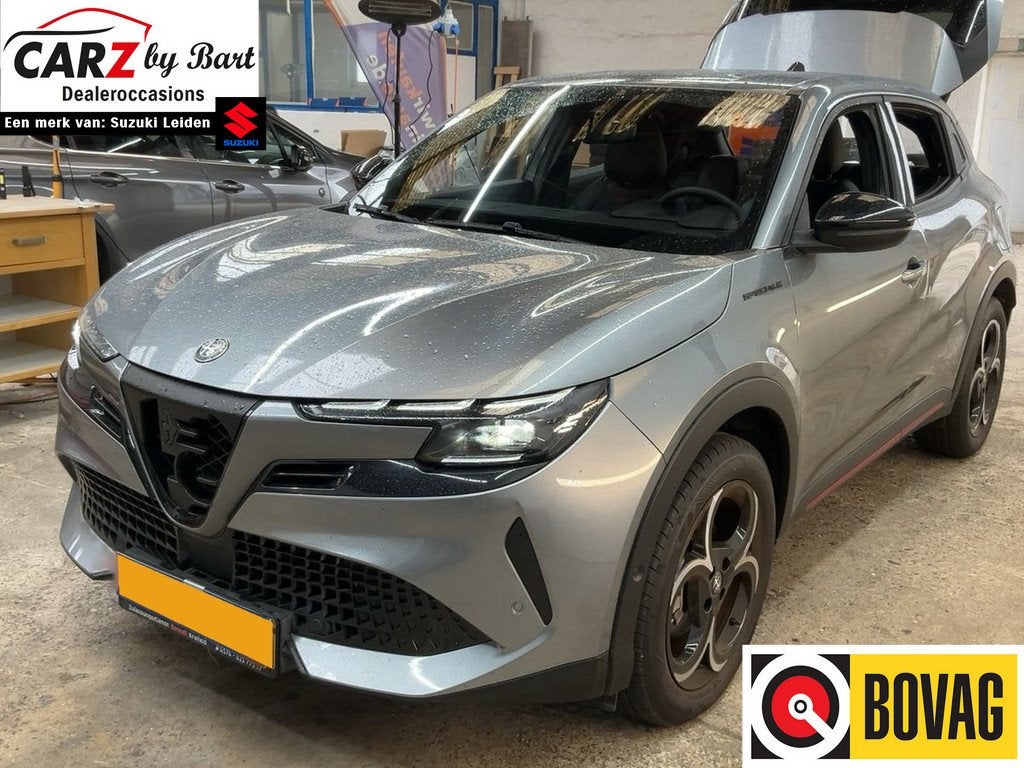 Alfa Romeo Junior 1.2 TURBO HYBRID IBRIDA SPECIALE AUT. Elek