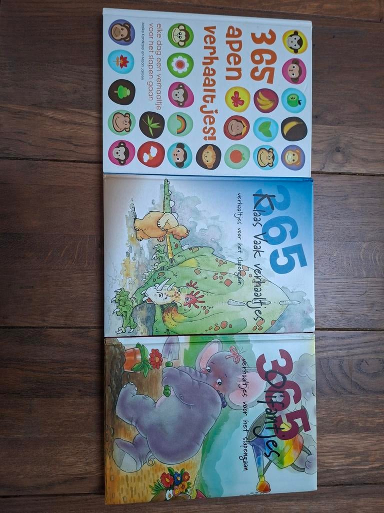 365 verhalen. 3 boeken, Boeken, Kinderboeken | Jeugd | onder 10 jaar, Ophalen of Verzenden, Zo goed als nieuw, Fictie algemeen