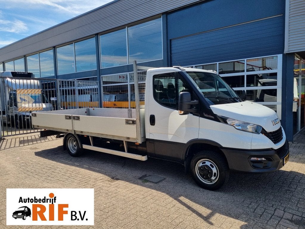 Iveco Daily 35C18 3.0D Open laadbak 4.7M N1 EURO6E SPER, Auto's, Automaat, Achterwielaandrijving, Gebruikt, Euro 6
