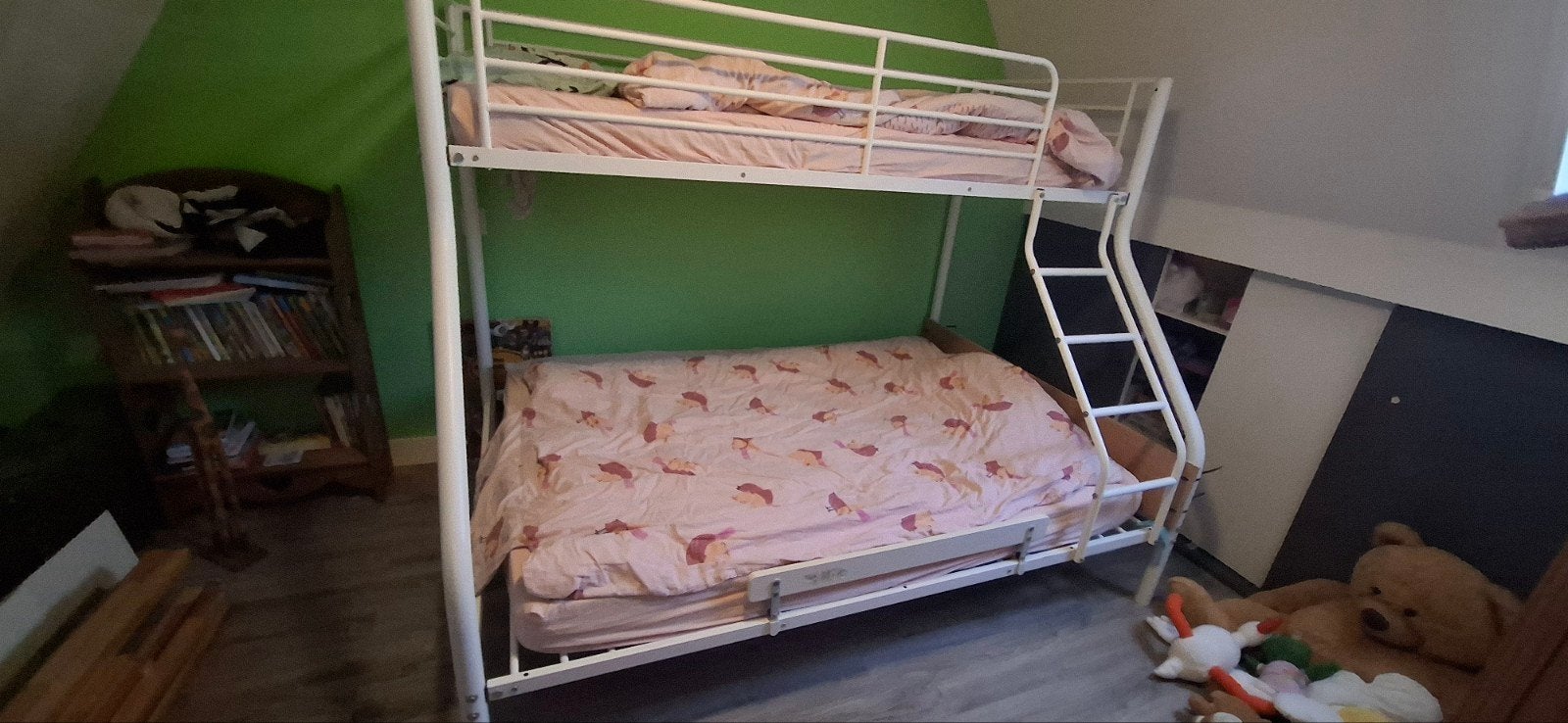 Prachtig 3-persoons stapelbed - 160x200 & 90x200, Huis en Inrichting, Slaapkamer | Stapelbedden en Hoogslapers, Ophalen, Tweepersoons