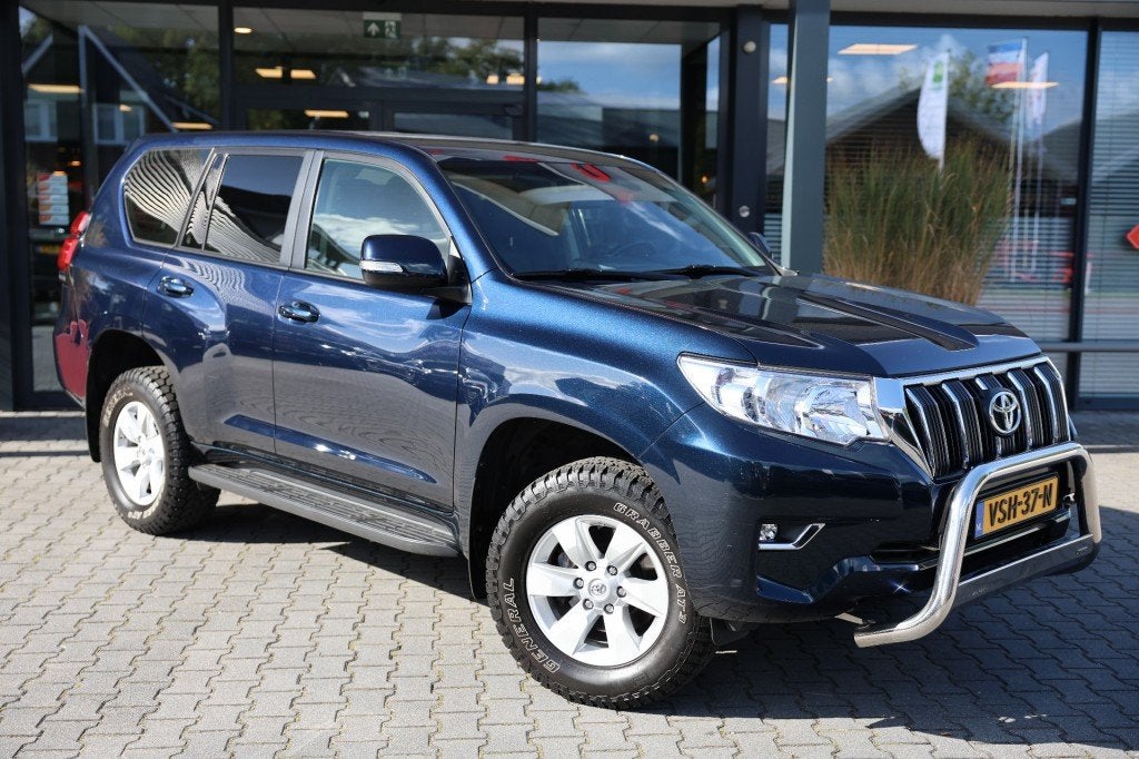 Toyota LANDCRUISER 150 2.8 D-4D 5DRS COMFORT A/T VAN, Auto's, Automaat, 2108 kg, Blauw, Bedrijf