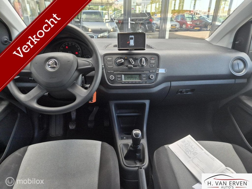 Skoda Citigo 1.0 81000KM DEALERONDERHOUDEN AIRCO NAVI NAP, Auto's, Voorwielaandrijving, Euro 5, 840 kg, Origineel Nederlands