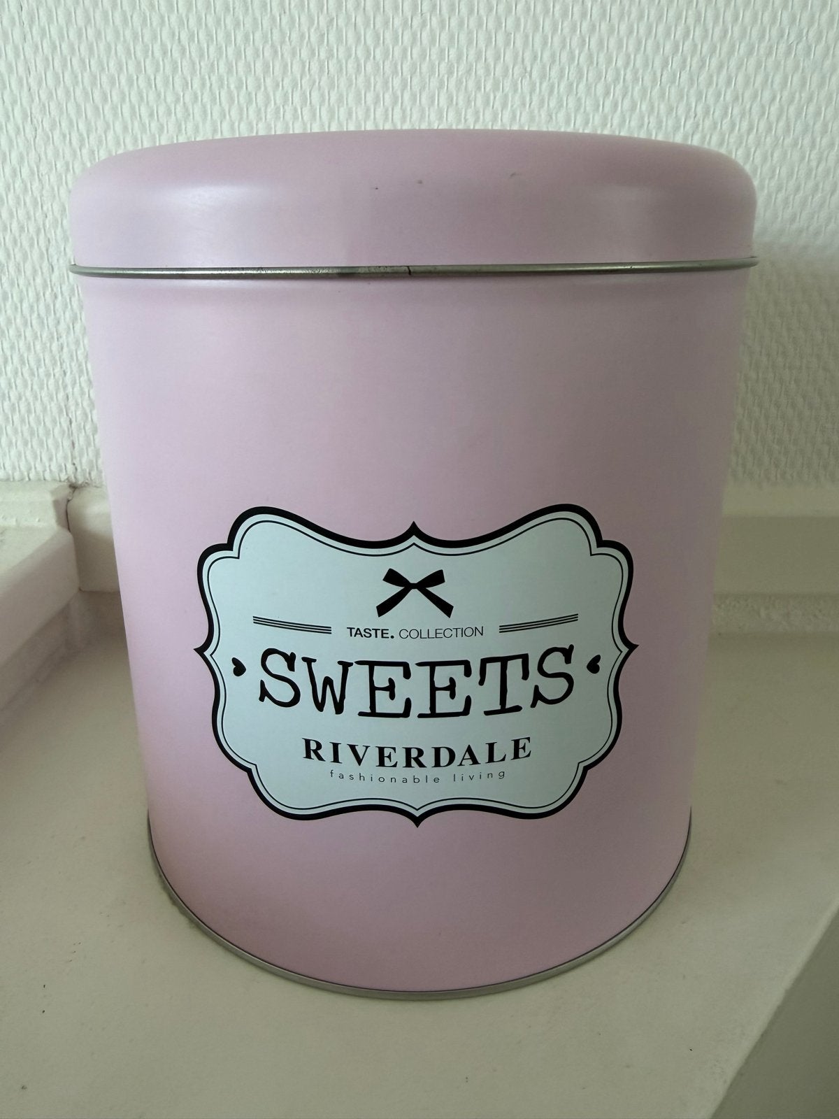 Riverdale Sweets voorraadbus roze, Gebruikt, Roze, Ophalen of Verzenden, Metaal