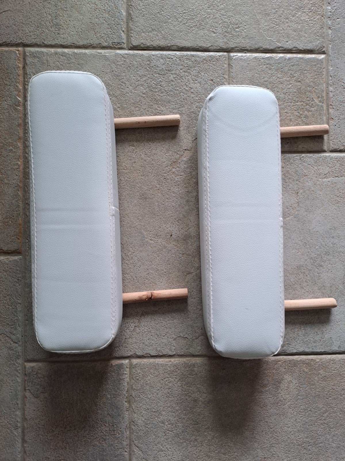 2 armsteunen massagetafel., Sport en Fitness, Massageproducten, Ophalen of Verzenden, Nieuw, Massagestoel of Kussen