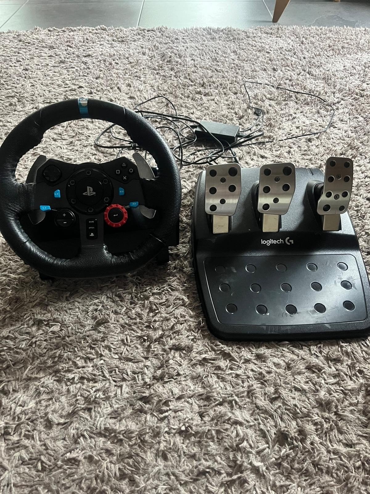 Logitech G29 racestuur met pedalen, Spelcomputers en Games, Spelcomputers | Sony PlayStation Consoles | Accessoires, Ophalen of Verzenden