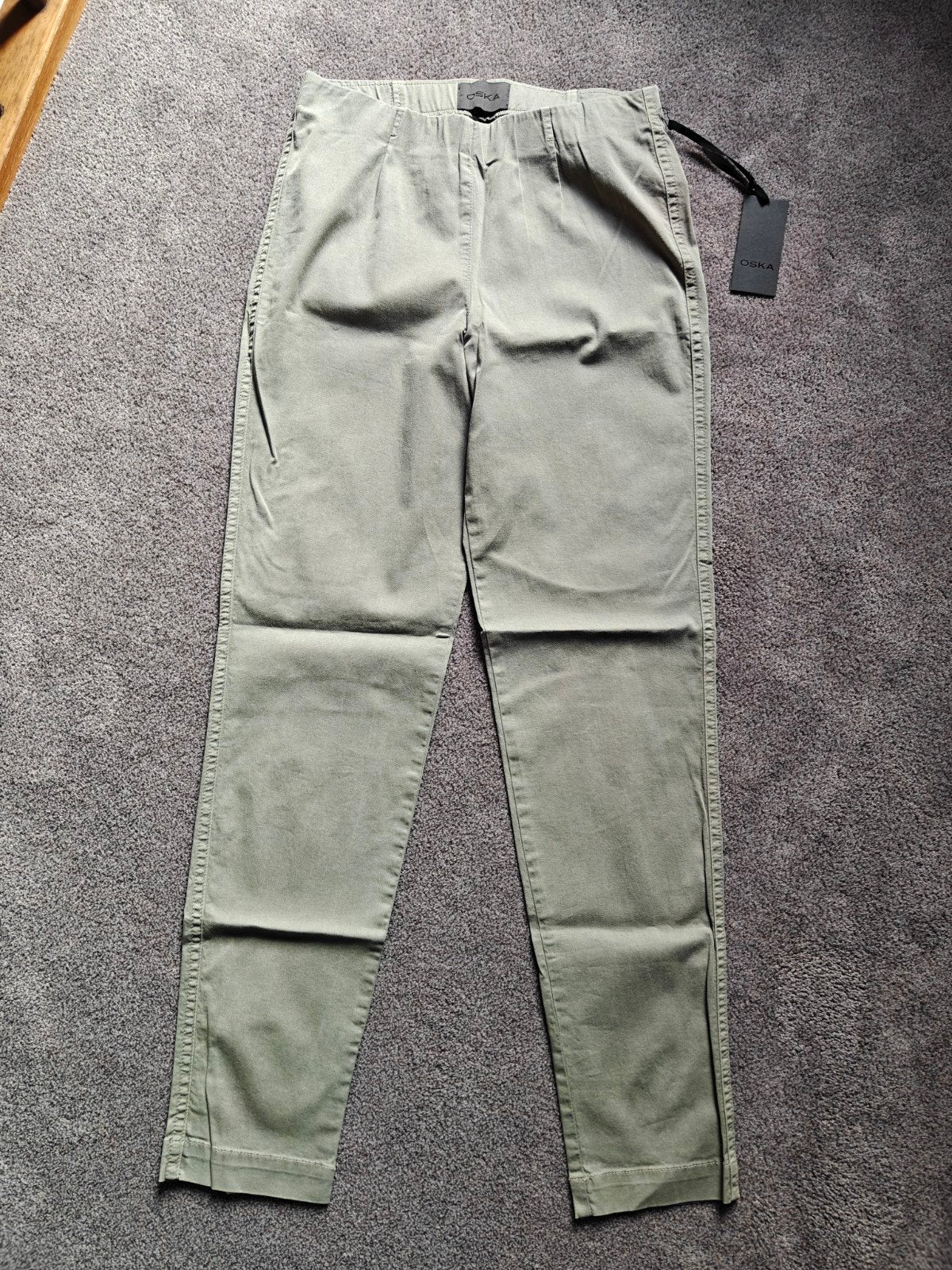 Licht grijs/groene rechte stretch broek Oska, maat 0 (34), Verzenden, Nieuw, Maat 34 (XS) of kleiner, Grijs