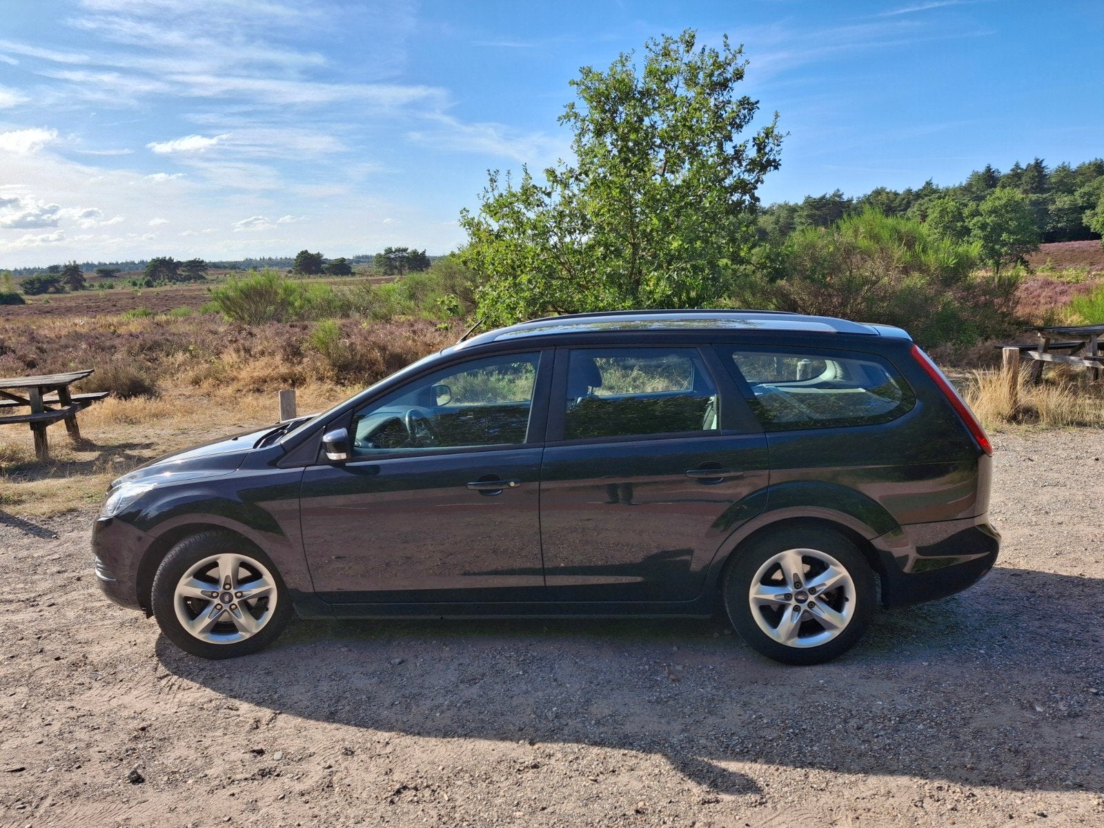 Ford Focus 1.6 16V 100PK 2011 Zwart met Airco/cruise control, Auto's, Ford, 1596 cc, 15 km/l, 4 cilinders, 635 kg