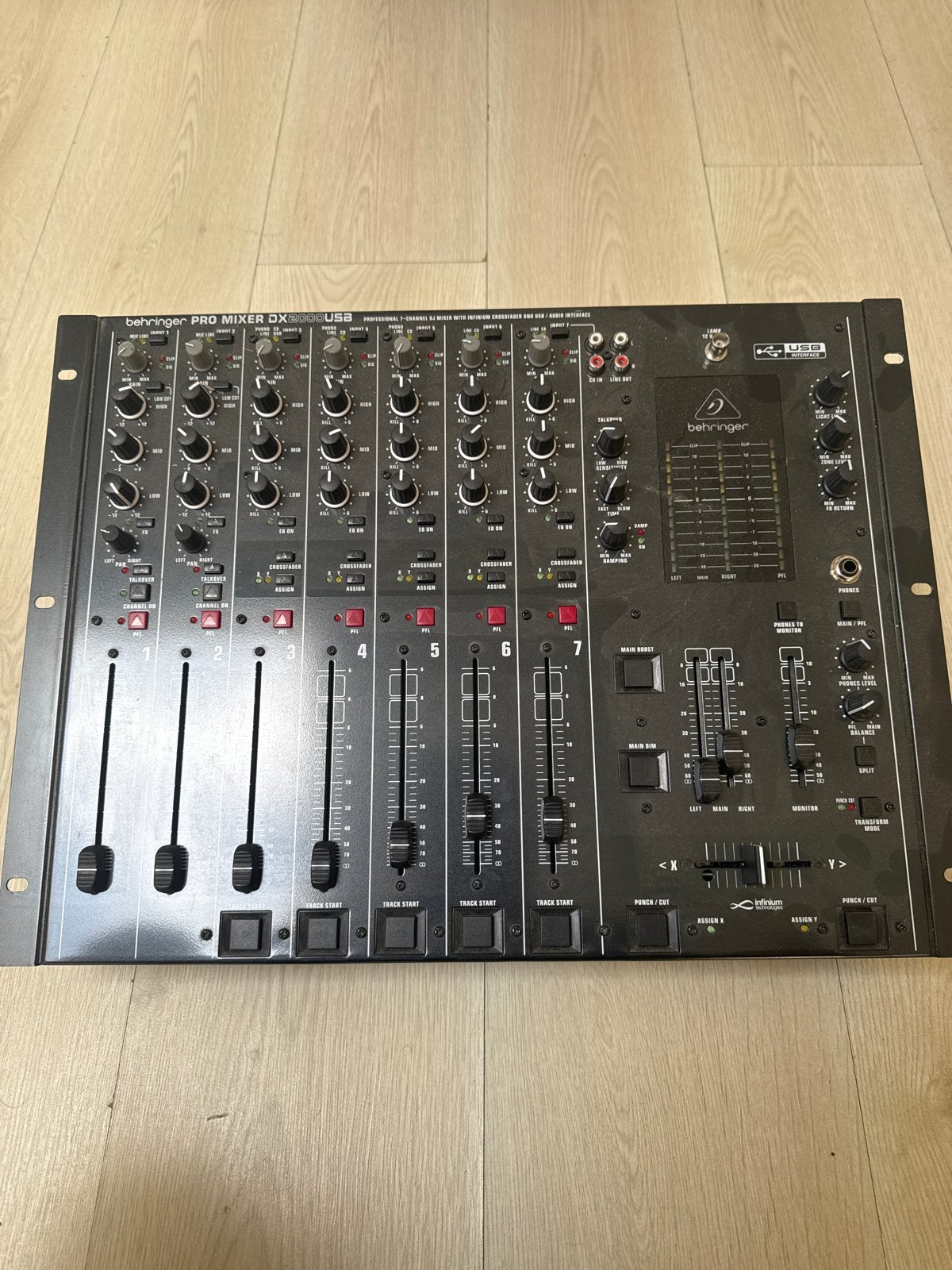Behringer PRO MIXER DX2000USB DJ Mixer, Muziek en Instrumenten, Ophalen, Gebruikt, 5 tot 10 kanalen, Microfooningang
