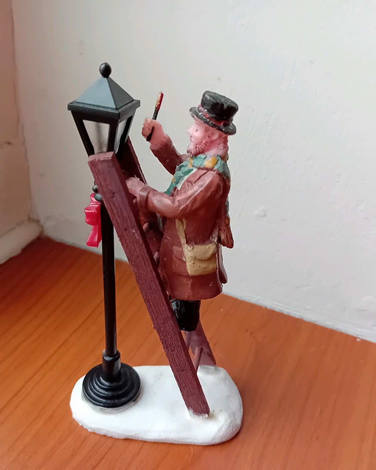 Lemax lamplighter, Lemax figuur Kerstdorp, Ophalen of Verzenden