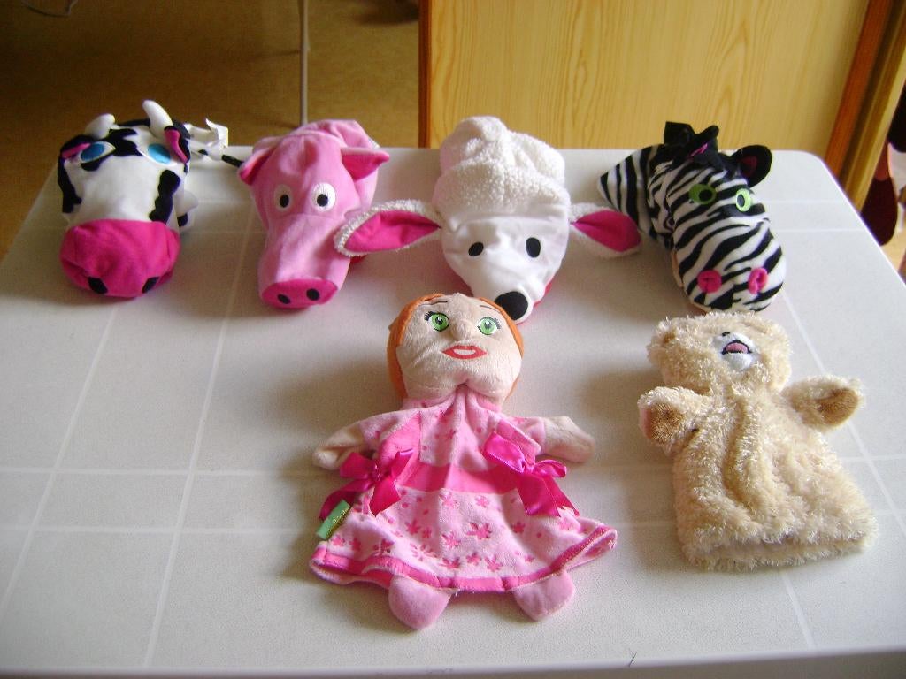 6 pluche poppenkast dieren en rapunzel van de sprookjesboom, Ophalen of Verzenden, Zo goed als nieuw, Overige typen