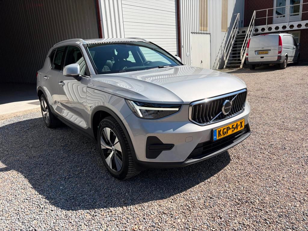 Volvo XC40 1.5 T4 Plug-in hybrid Trek H. Leer faceL., Gebruikt, Zwart, 129 pk, Leder