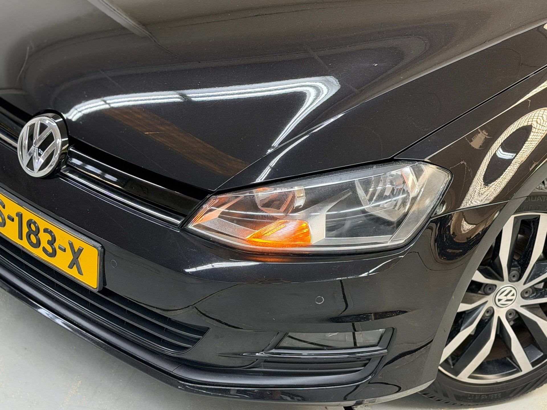 Volkswagen Golf Variant 1.0 TSI Connected Series Automaat Ne, Auto's, Gebruikt, Euro 6, 1210 kg, 116 pk
