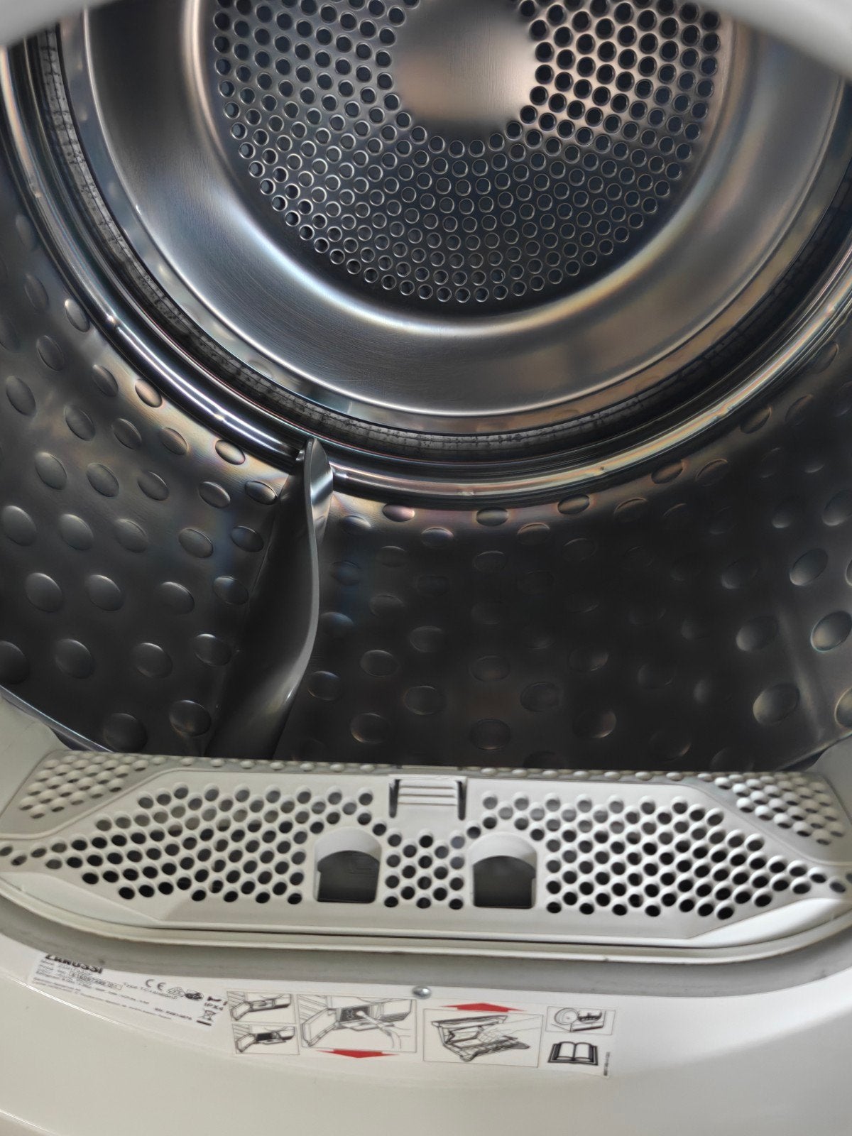 Foto 5 van Zanussi Lindo 300 ZDH7332P warmtepomp droger 7kg