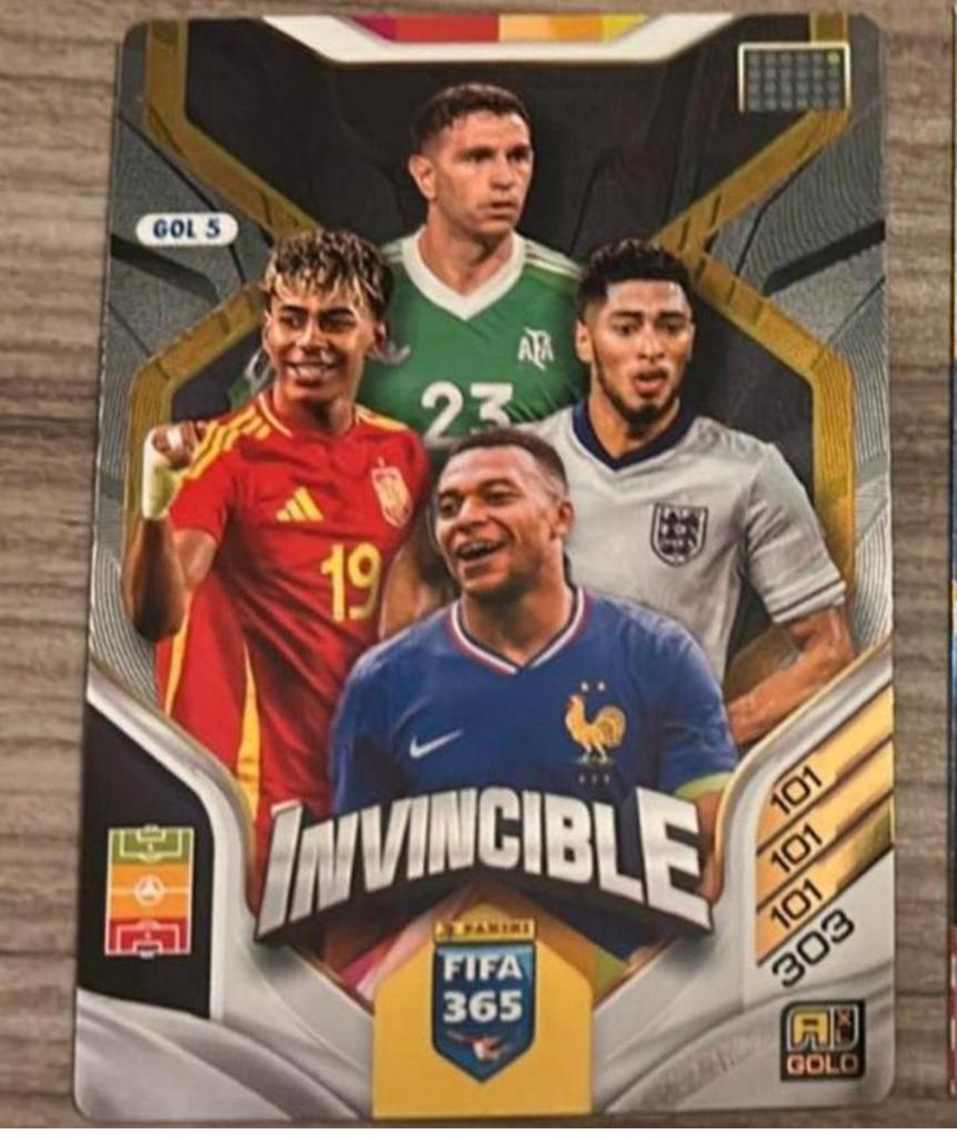Panini Fifa 365 Adrenalyn  2026 Golden Baller 5 Invincible, Hobby en Vrije tijd, Stickers en Plaatjes, Ophalen of Verzenden, Nieuw