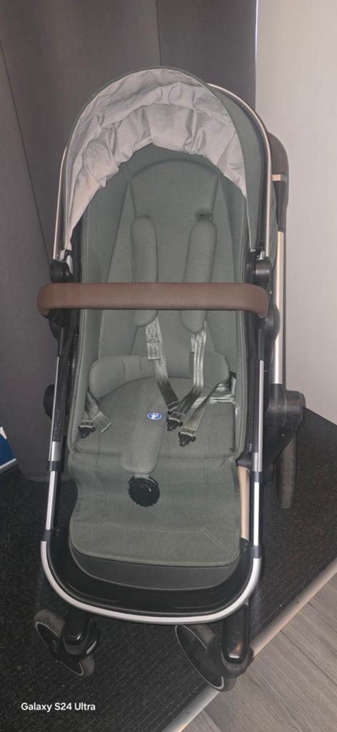 ULTRA COMPLETE Joolz Day+ 3-in-1Marvellous Green (incl., Zo goed als nieuw, Luchtbanden, Ophalen, Kinderwagen