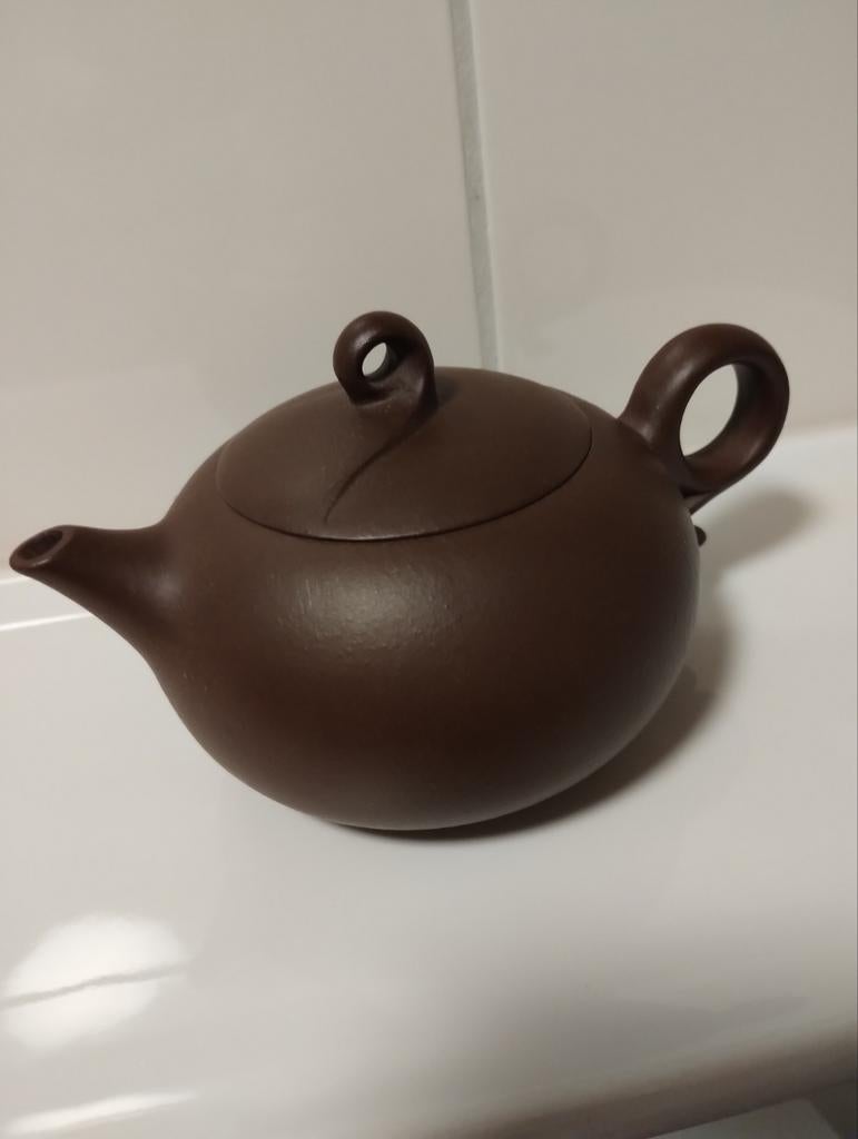 Oud chinees Yixing theepotje, Antiek en Kunst, Antiek | Keramiek en Aardewerk, Ophalen of Verzenden