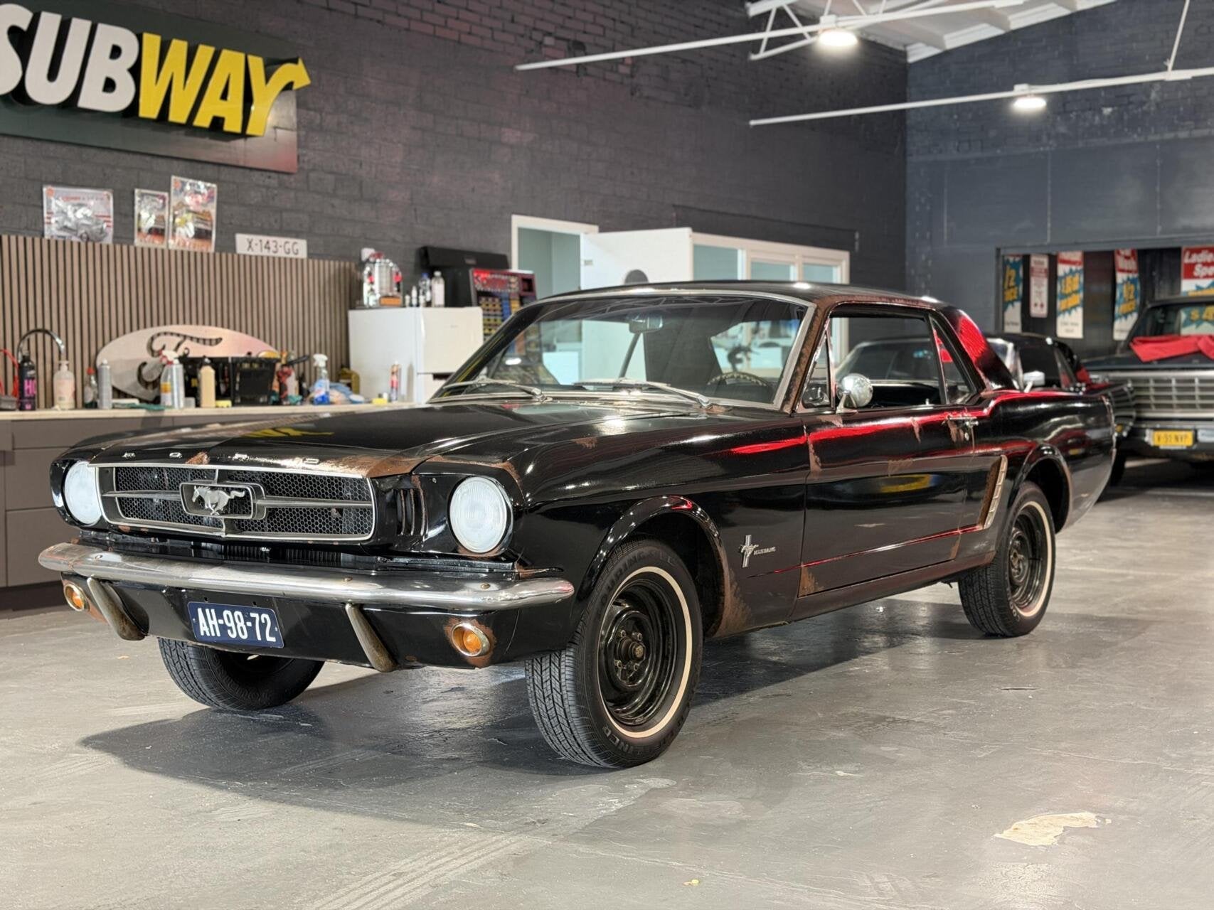 Ford Mustang Coupe 1965 Rustlook!, Auto's, Gebruikt, Overige carrosserieën, Zwart, Bedrijf