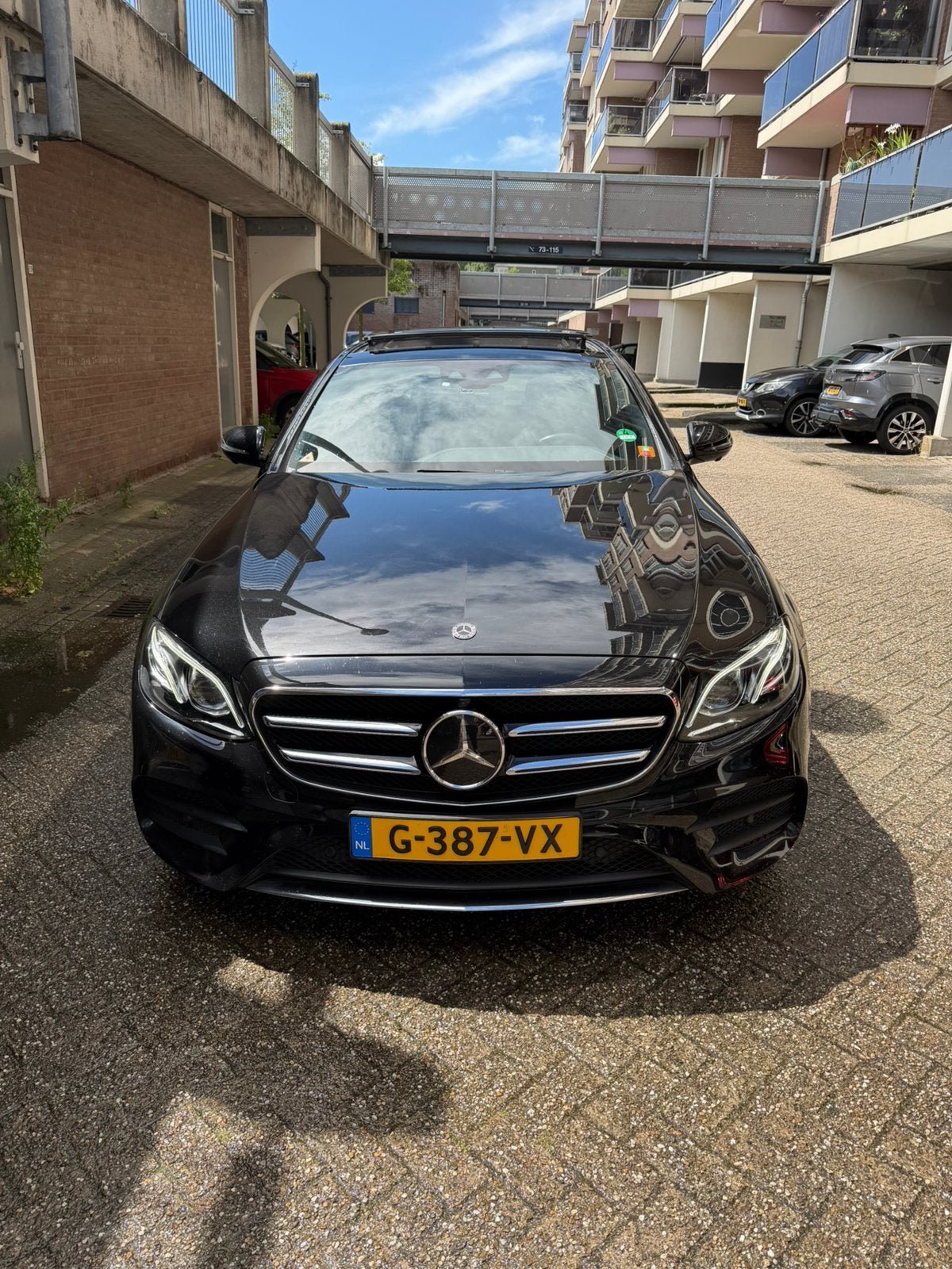Mercedes-Benz E-Klasse E220 d 194pk 9G-TRONIC AMG PACK, Auto's, Mercedes-Benz, Automaat, Achterwielaandrijving, 4 cilinders, Zwart