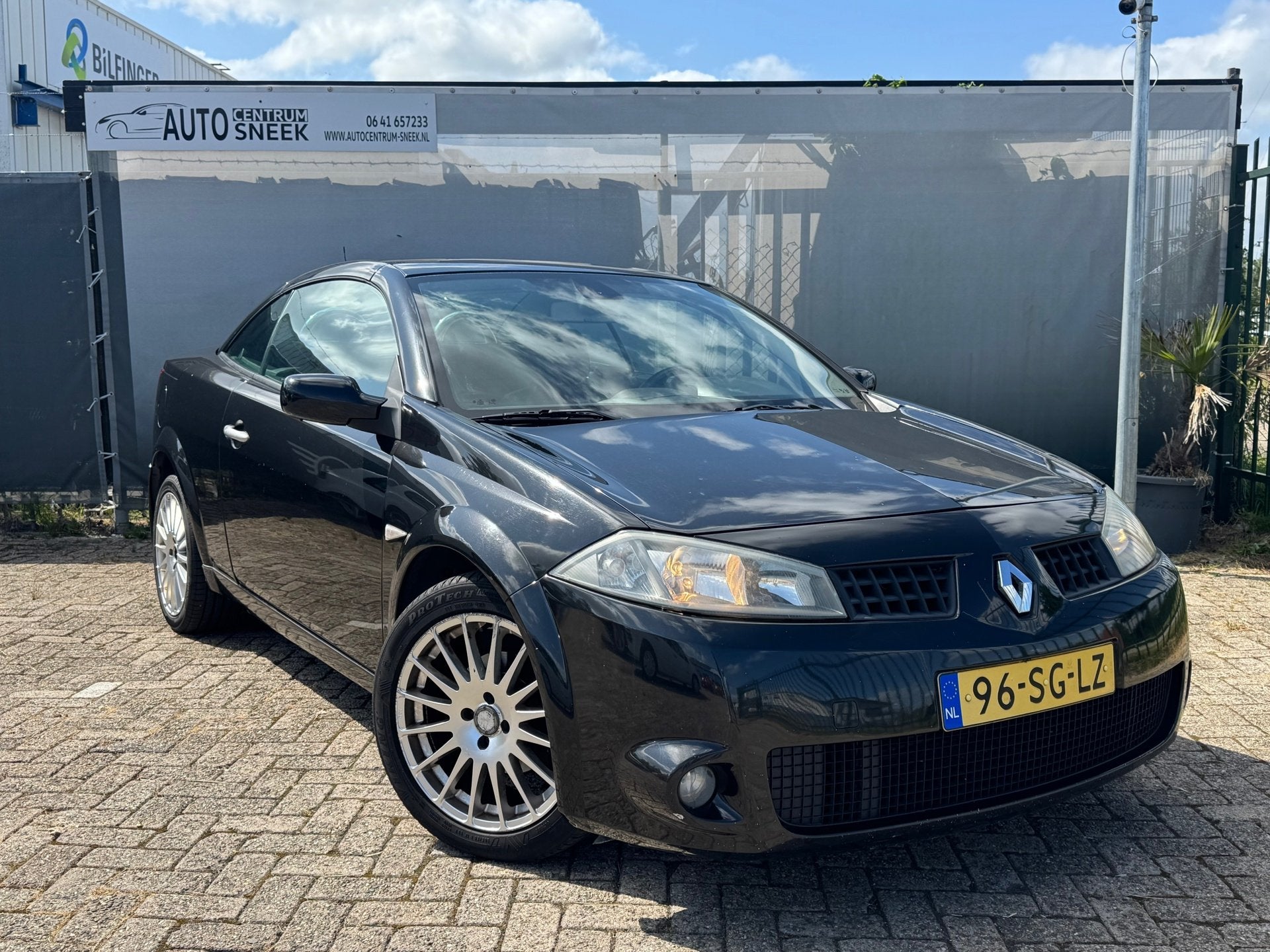 Renault Mégane Coupé-Cabriolet 2.0-16V T - Airco - Cruise, Auto's, Renault, 1998 cc, Gebruikt, Zwart, 4 cilinders