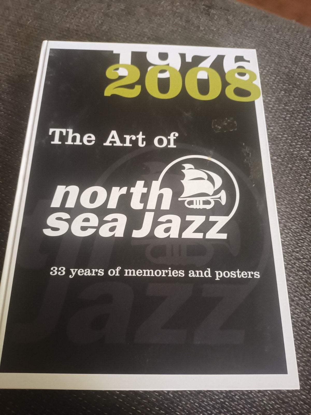 The Art of North Sea Jazz - 33 years of Memories & Posters, Ophalen of Verzenden, Zo goed als nieuw, Artiest