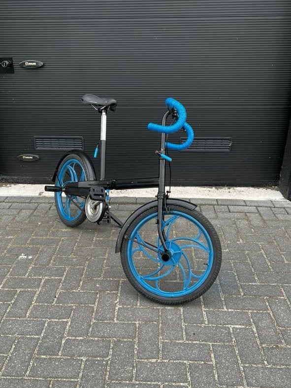 Single speed custom UNIEK vouwfiets zwart blauw, 20 inch of meer, Velgrem, Ophalen of Verzenden, Zo goed als nieuw