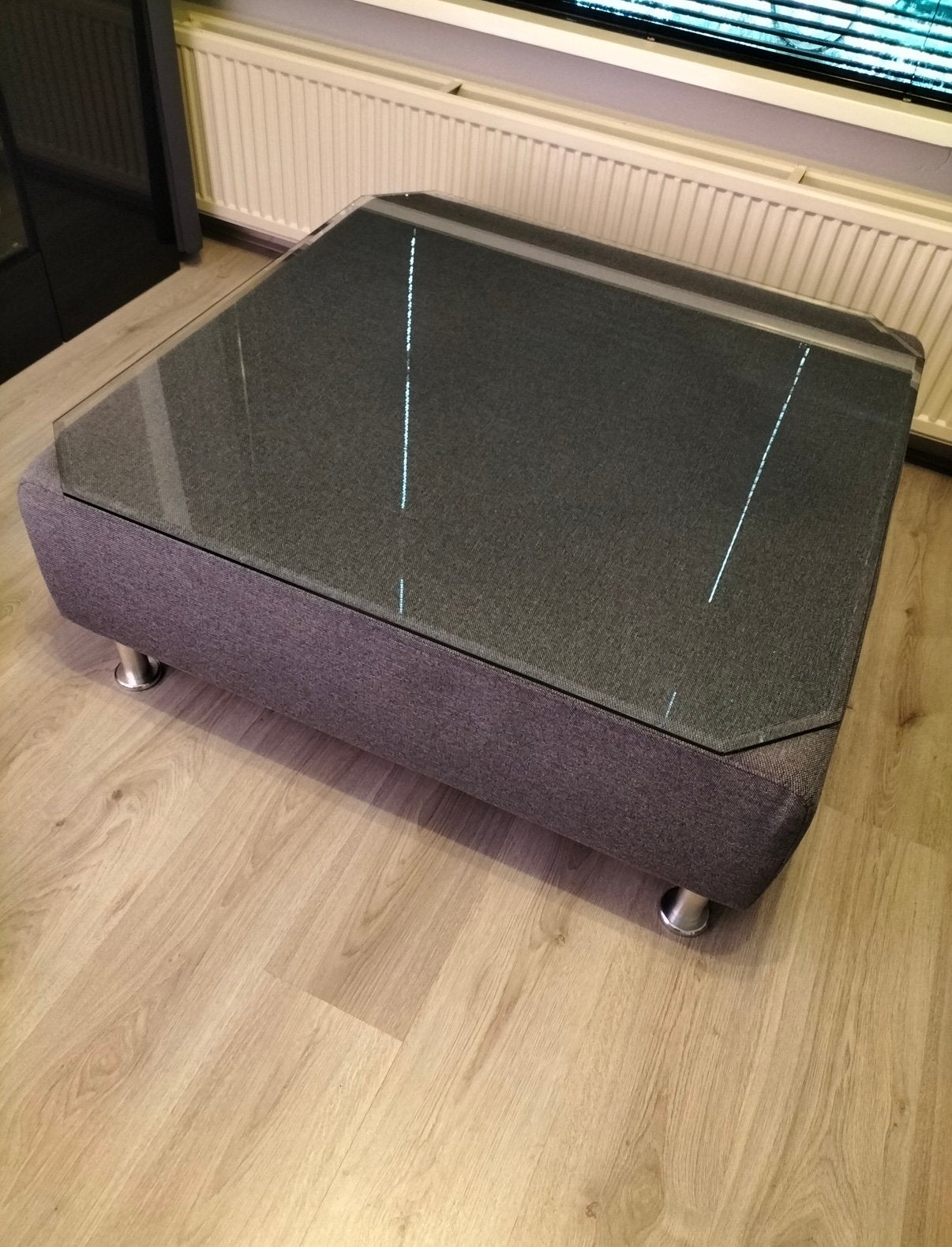 Grijze Hocker  1x1 meter + Glasplaat, Huis en Inrichting, Ophalen, Overige materialen, 50 tot 100 cm, Vierkant