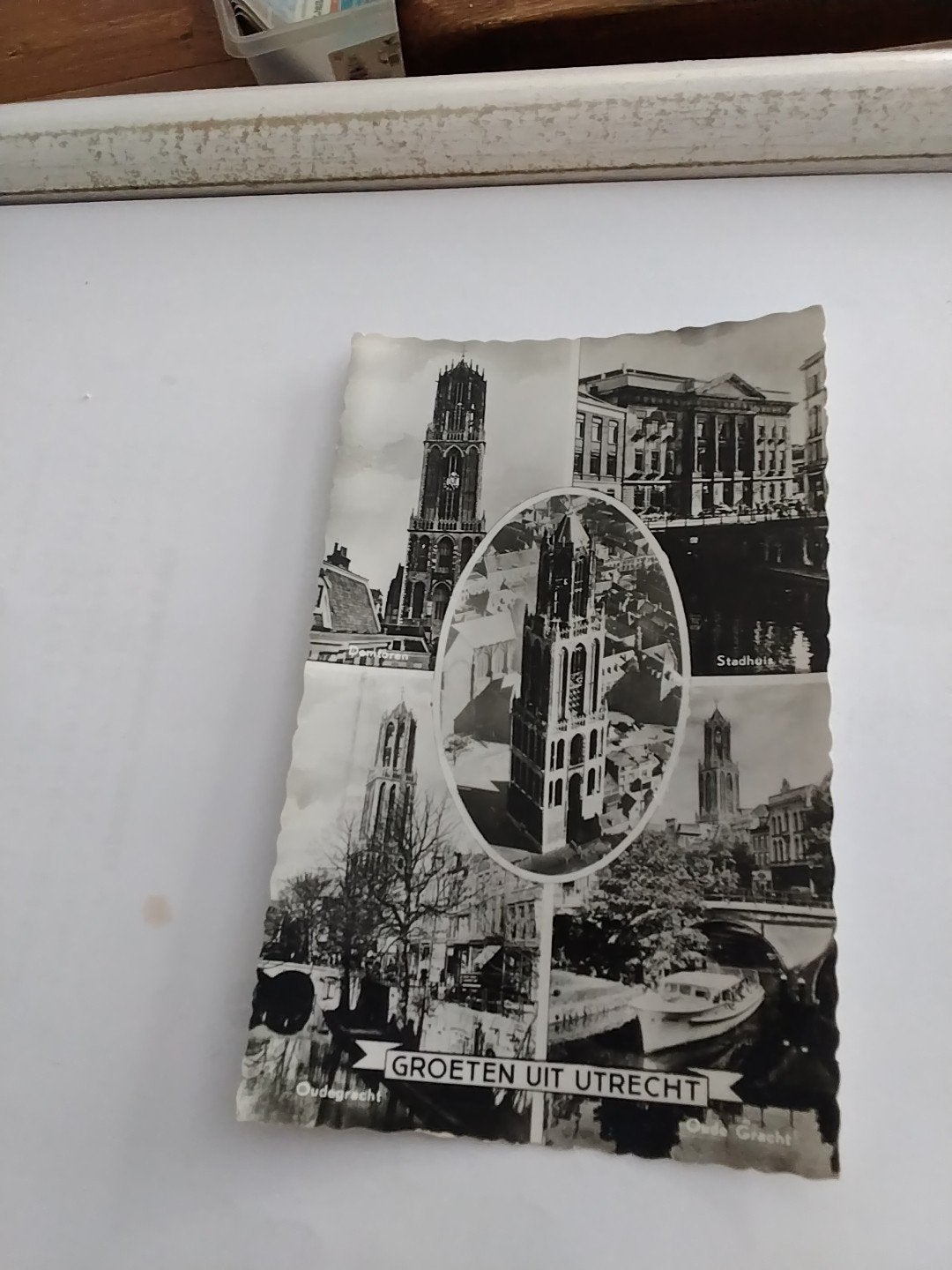 Oude ansichtkaart Groeten uit Utrecht Domtoren, Ophalen of Verzenden, 1940 tot 1960, Gelopen, Utrecht