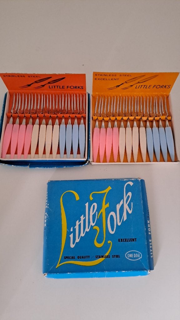 Vintage 'Little Forks' set - roestvrijstalen gebaksvorkjes, Antiek en Kunst, Ophalen