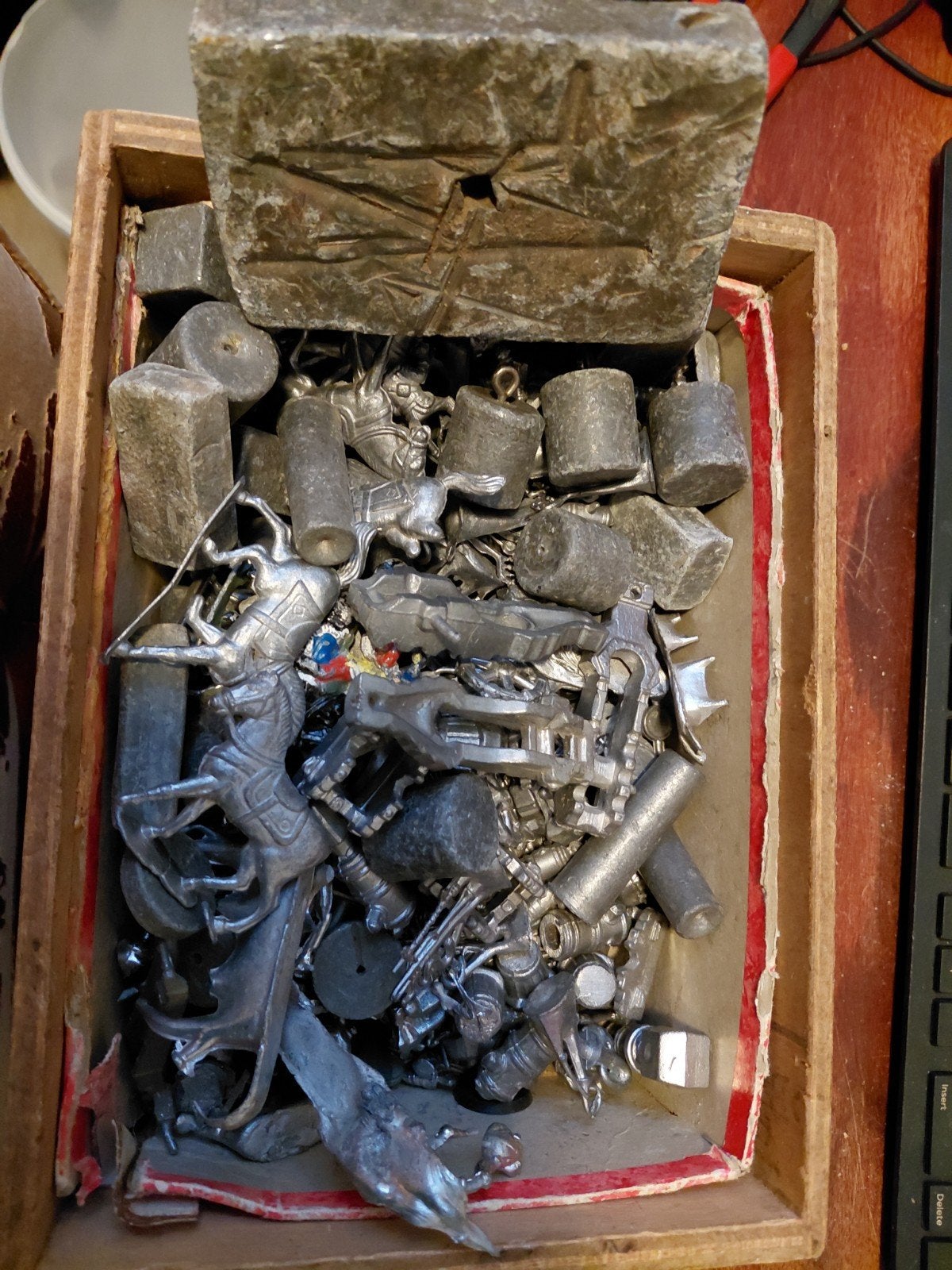 enorme partij Giet lood/tin 10 kg, Ophalen of Verzenden