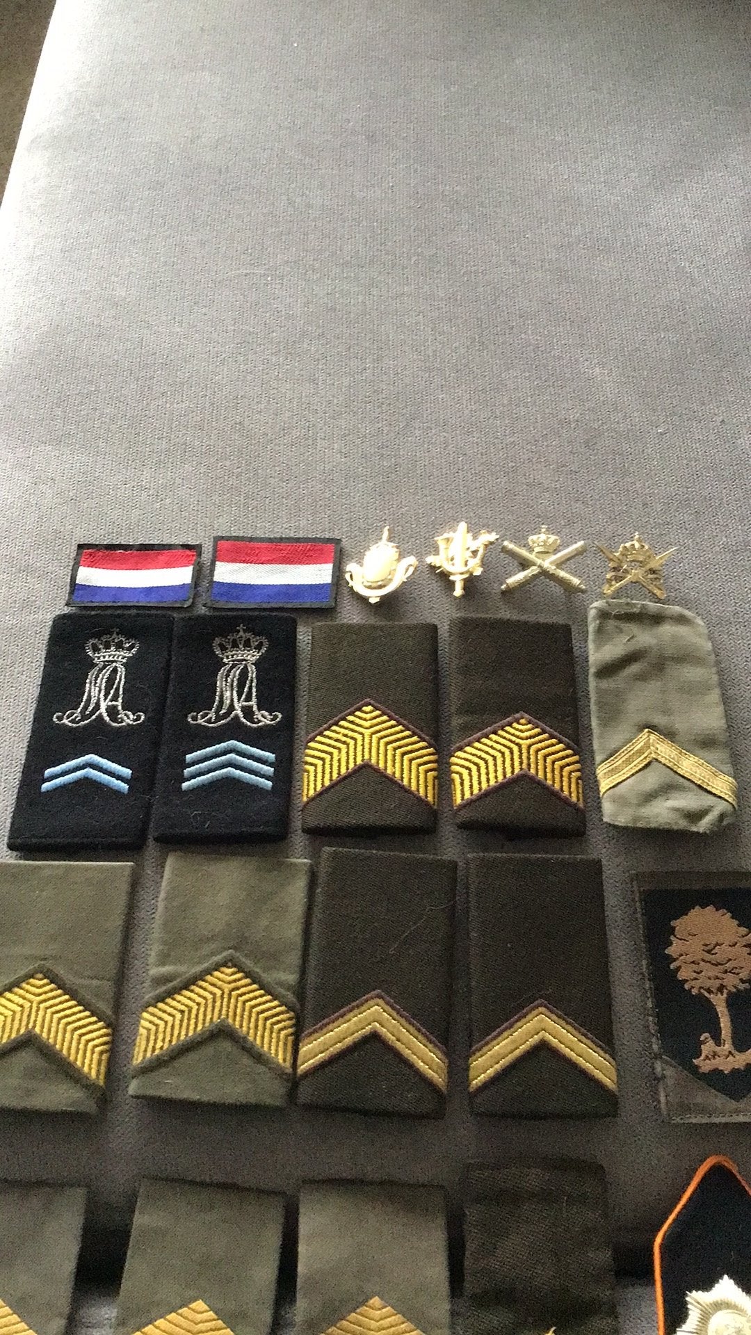 Emblemen en rangen van de Landmacht/Luchtmacht, Verzamelen, Ophalen of Verzenden, Landmacht, Nederland, Embleem of Badge